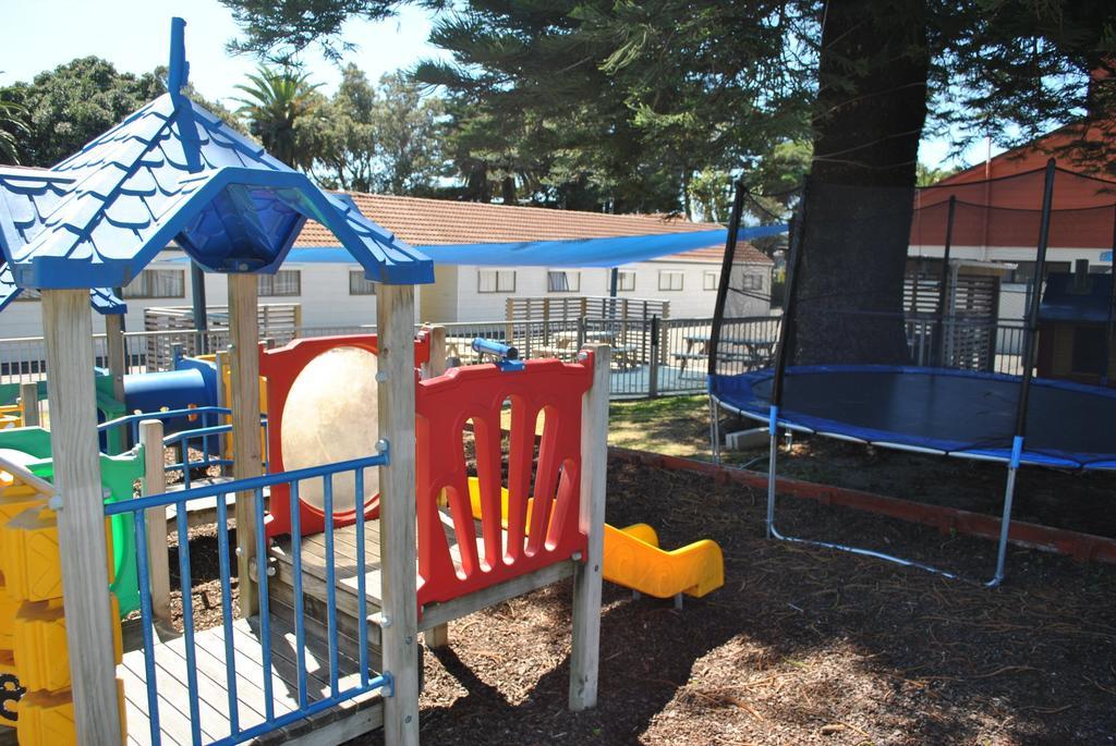 Waikanae Beach Top 10 Holiday Park ギズボーン エクステリア 写真