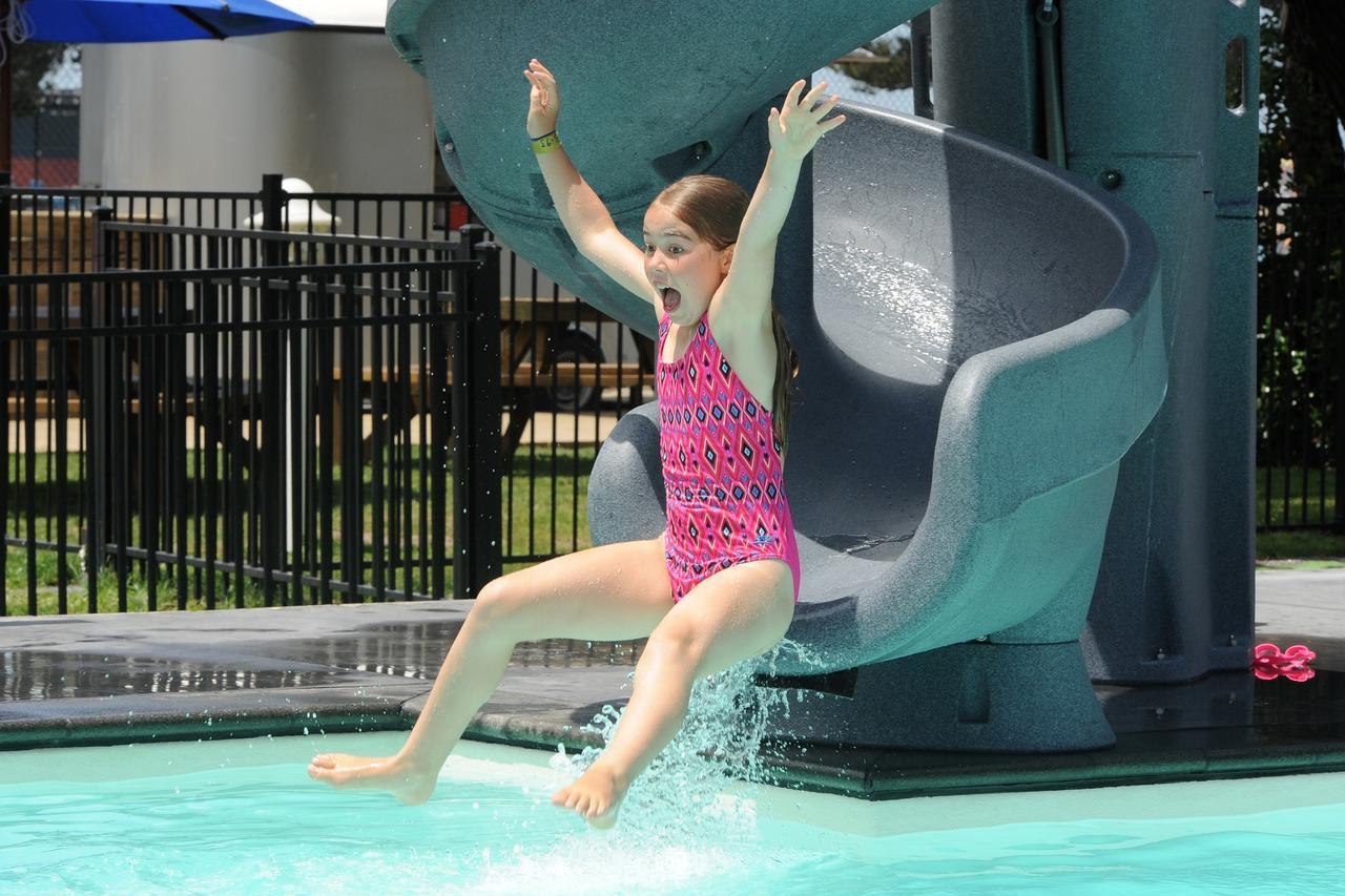 Waikanae Beach Top 10 Holiday Park ギズボーン エクステリア 写真